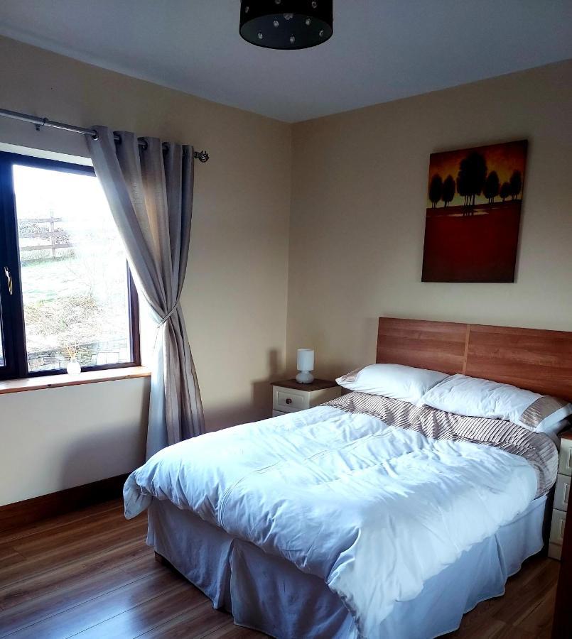 Ros Na Gcloch Bed & Breakfast Westport Dış mekan fotoğraf