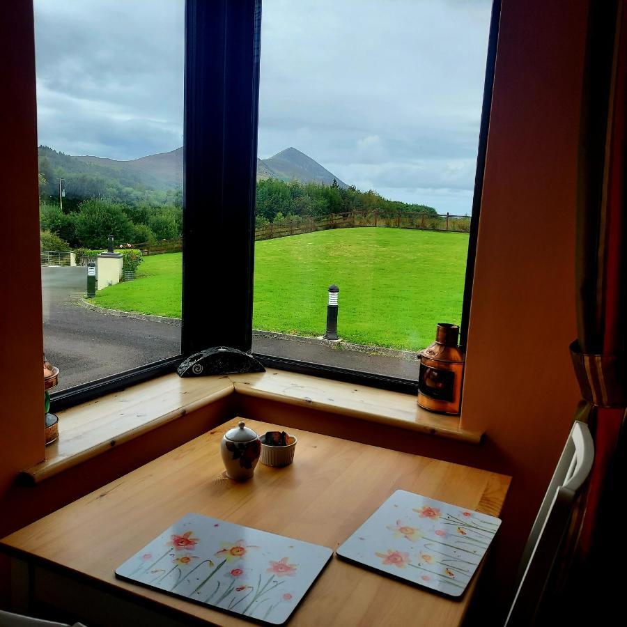 Ros Na Gcloch Bed & Breakfast Westport Dış mekan fotoğraf